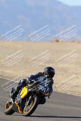 media/Dec-04-2022-CVMA (Sun) [[e38ca9e4fc]]/Race 1 Supersport Open/